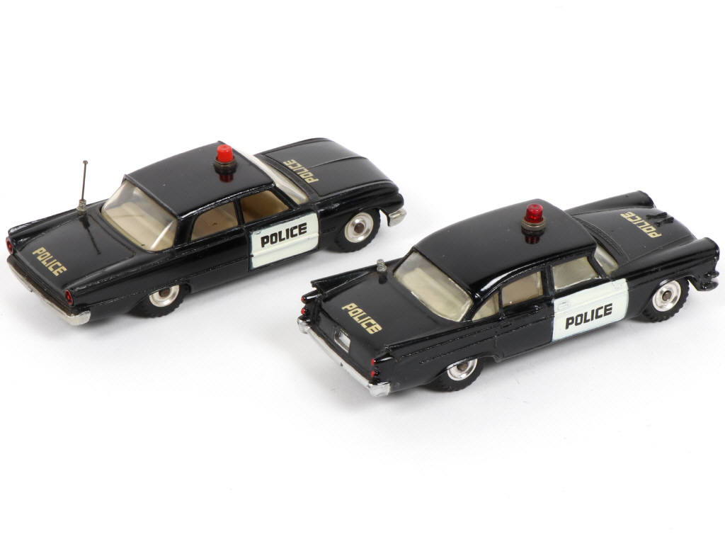 Lot 360 - DINKY TOYS (GB) (2)