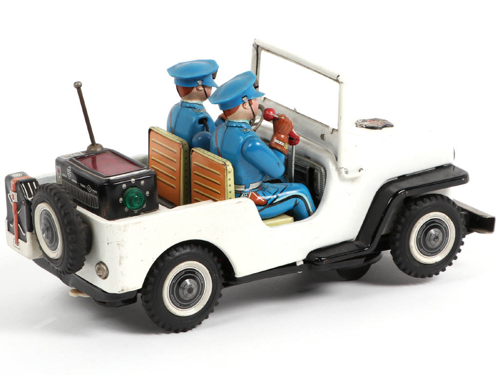 Lot 61 - NOMURA (JAPON) (1)