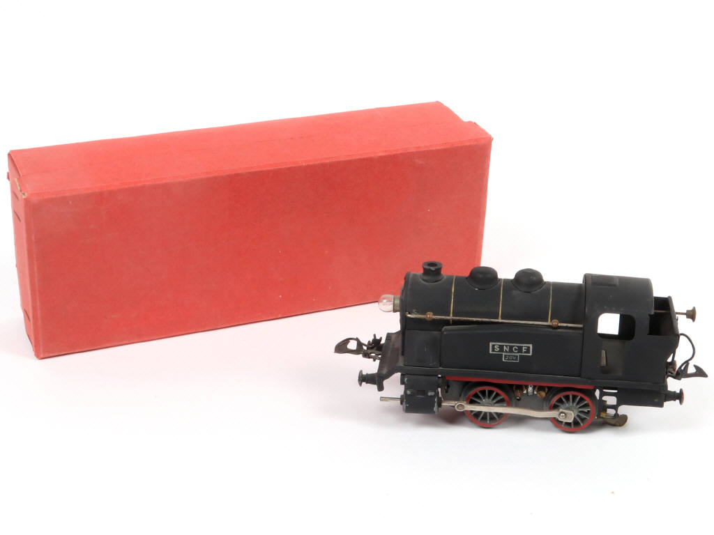 Lot 36 - HORNBY 'O' (FRANCE) (1)