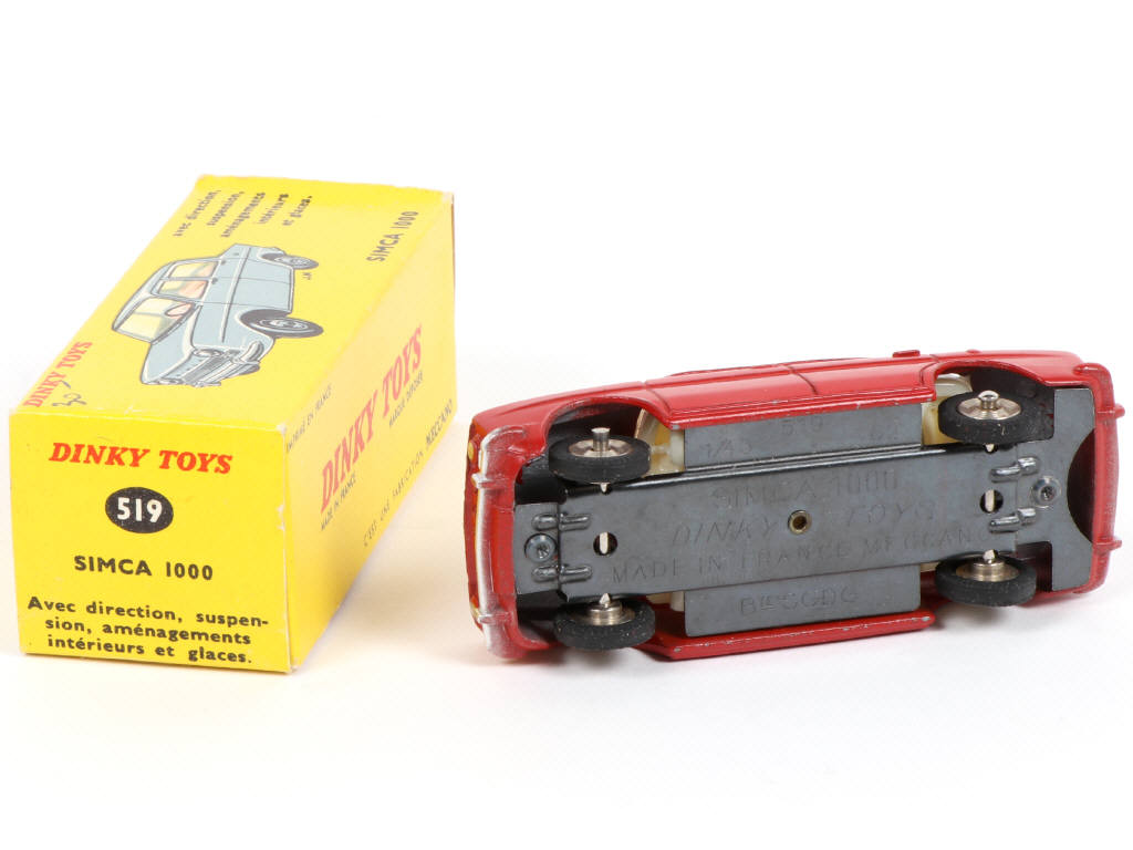 Lot 341 - DINKY TOYS (FRANCE) (1)