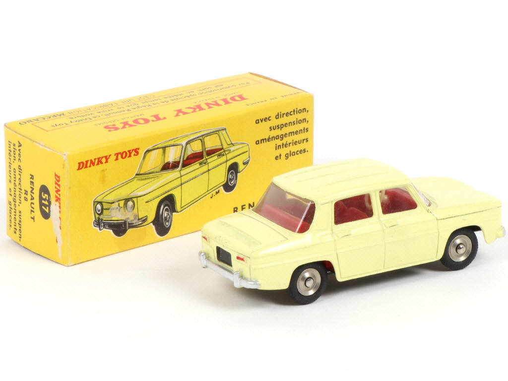 Lot 338 - DINKY TOYS (FRANCE) (1)