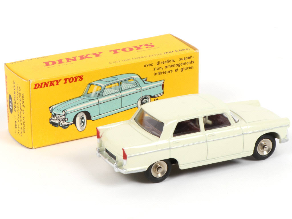 Lot 345 - DINKY TOYS (FRANCE) (1)