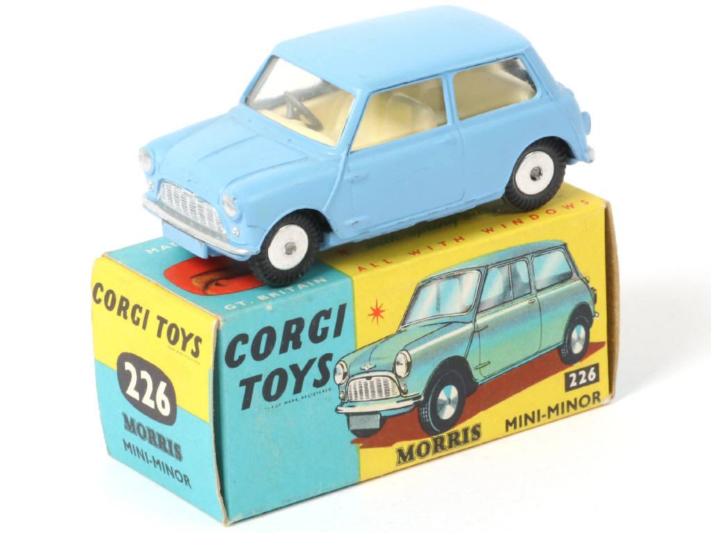 Lot 204 - CORGI TOYS (GB) (1)