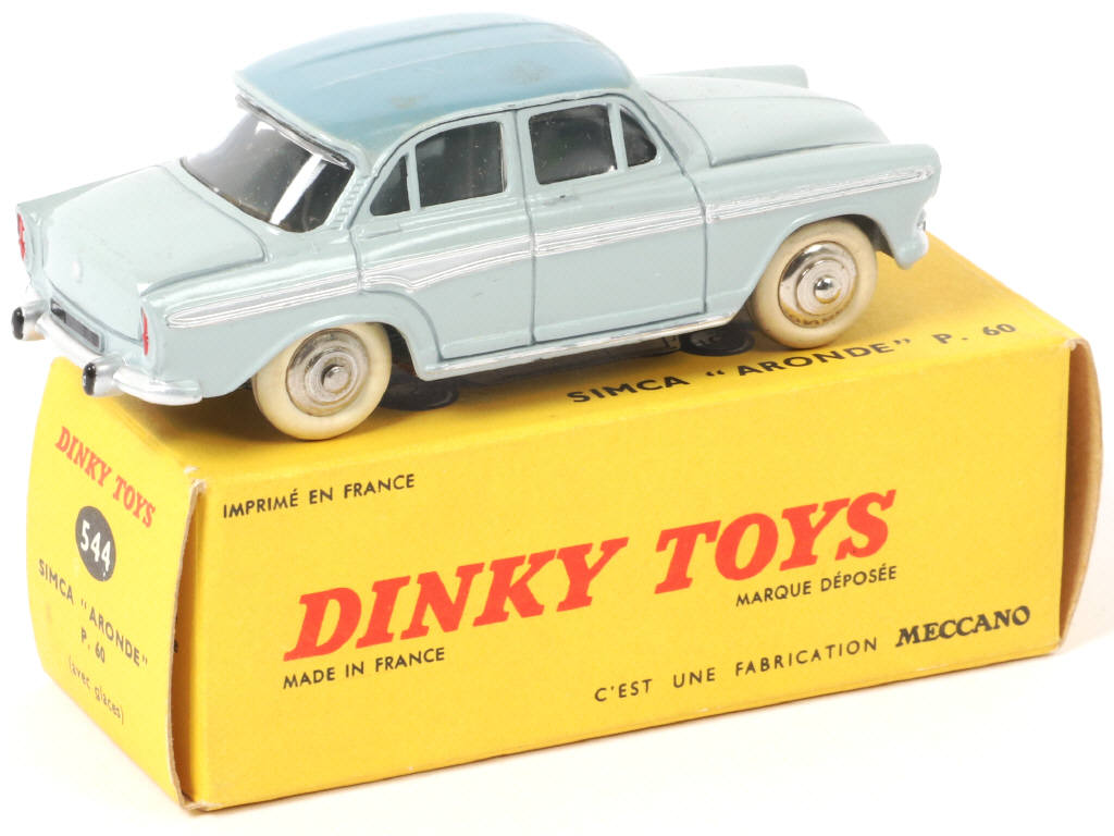 Lot 335 - DINKY TOYS (FRANCE) (1)