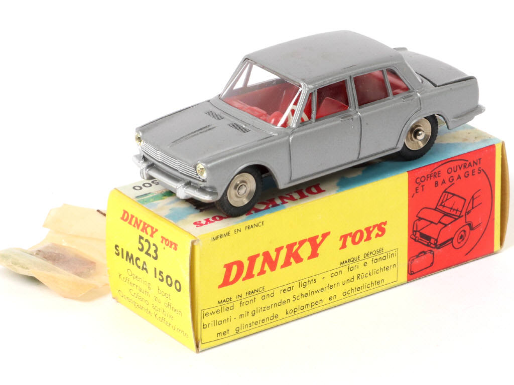Lot 357 - DINKY TOYS (FRANCE) (1)