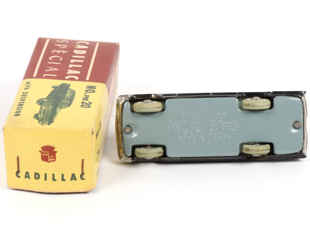 Lot 124 - TAISEIYA MICRO PET (JAPON) (1)