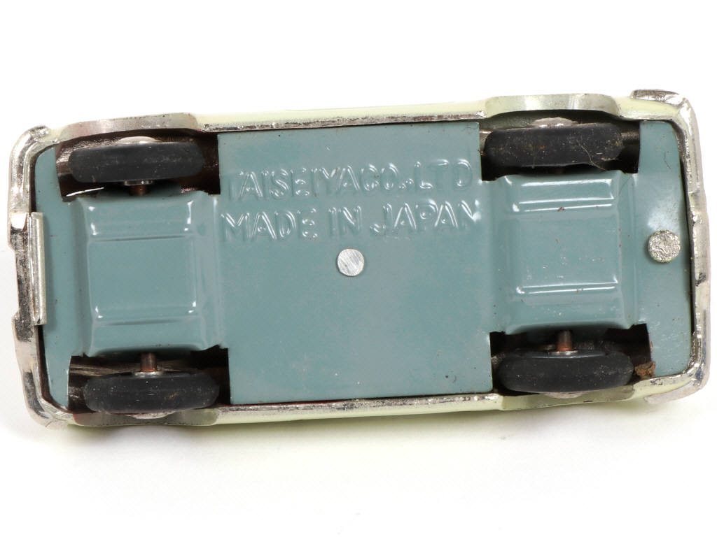 Lot 120 - TAISEIYA MICRO PET (JAPON) (1)