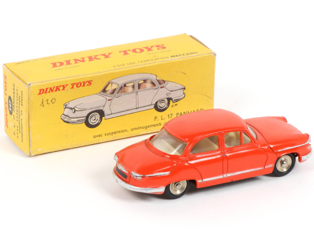 Lot 336 - DINKY TOYS (FRANCE) (1)