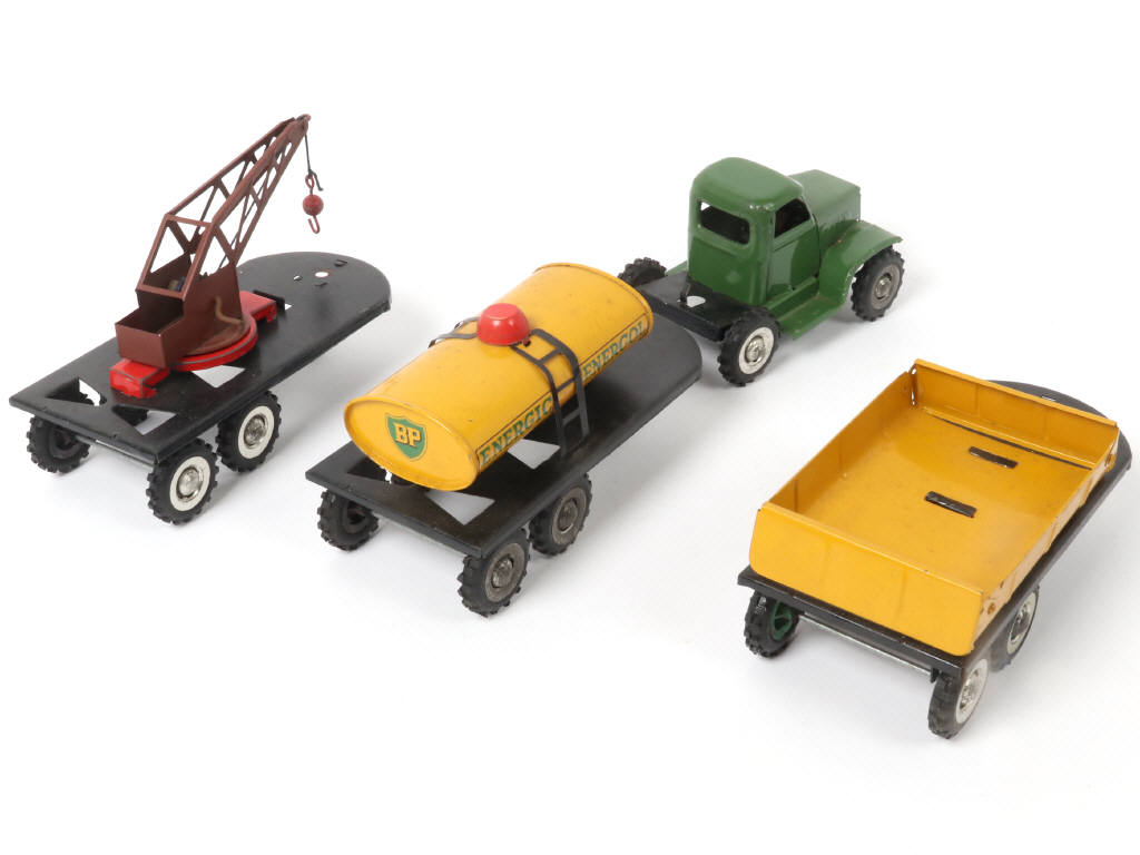 Lot 105 - FRANCE JOUETS (FRANCE) (1)
