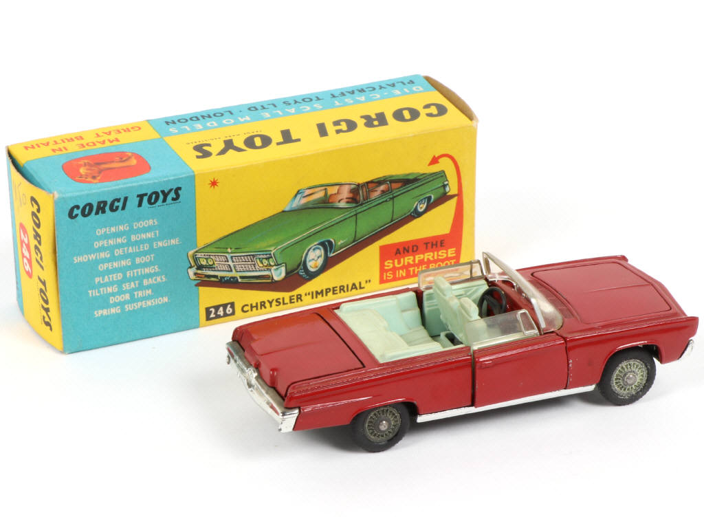 Lot 212 - CORGI TOYS (GB) (1)