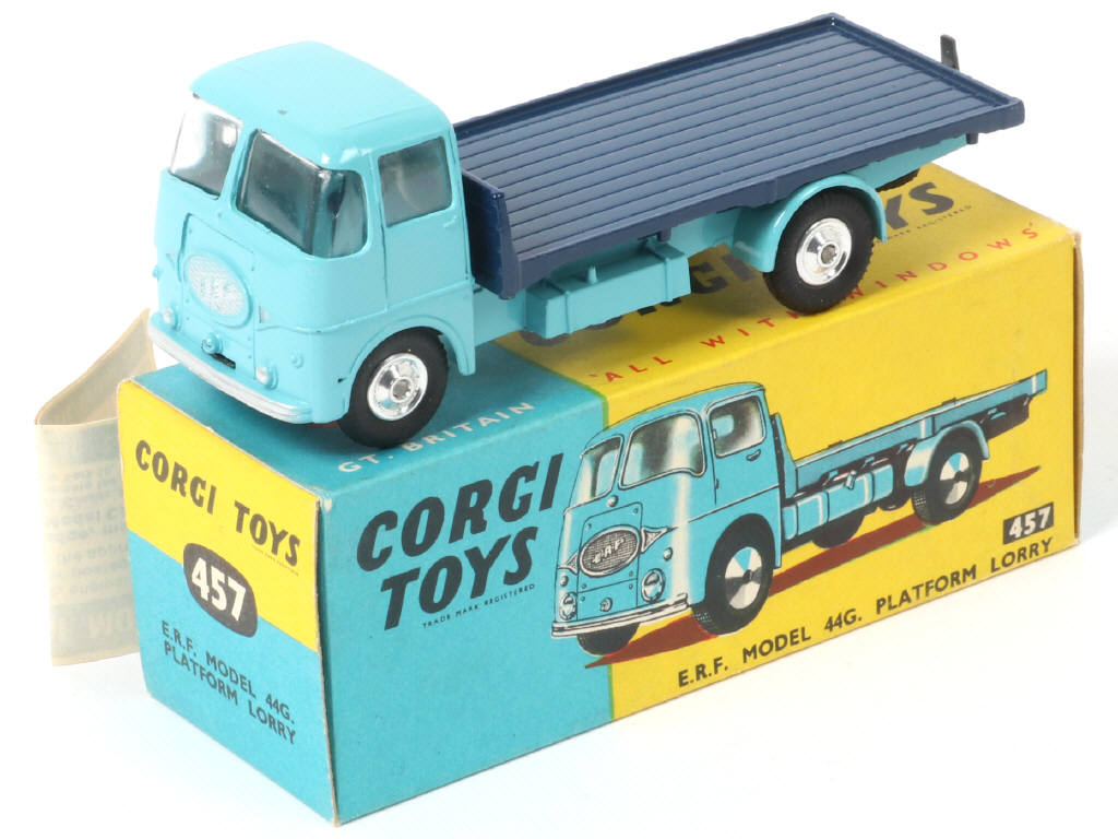 Lot 220 - CORGI TOYS (GB) (1)