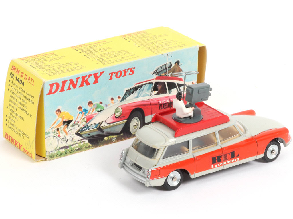 Lot 362 - DINKY TOYS (FRANCE) (1)