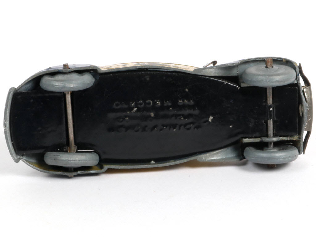 Lot 313 - DINKY TOYS (FRANCE) (1)