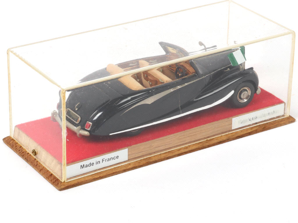 Lot 309 - FYP CREATION (FRANCE) (1)