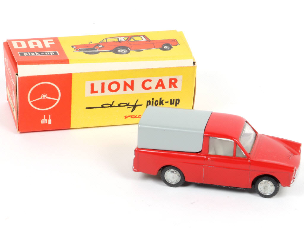 Lot 171 - LION-CAR (PAYS-BAS) (1)
