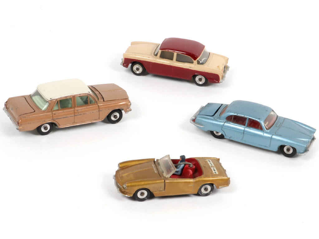 Lot 352 - DINKY TOYS (GB) (4)