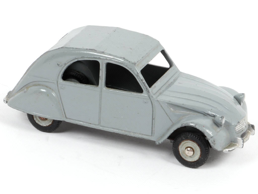 Lot 385 - DINKY TOYS (FRANCE) Série JUNIOR (1)