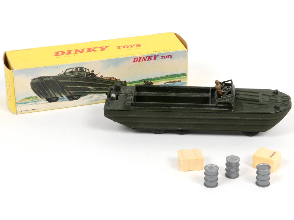 Lot 419 - DINKY TOYS (FRANCE) (1)