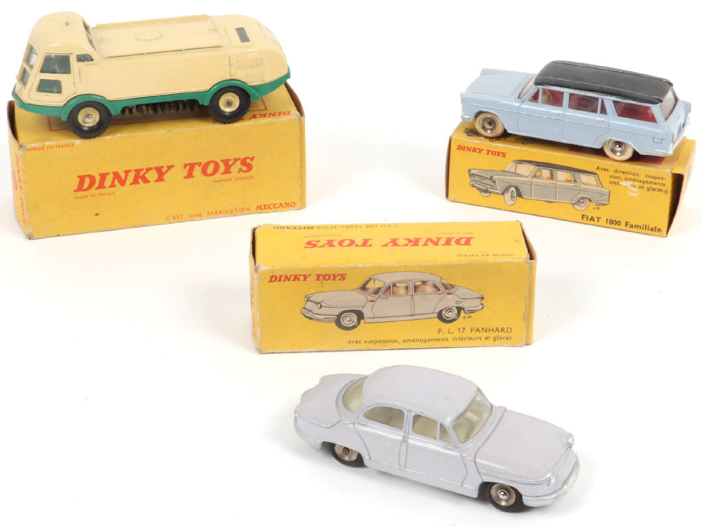 Lot 448 - DINKY TOYS (FRANCE) (3)