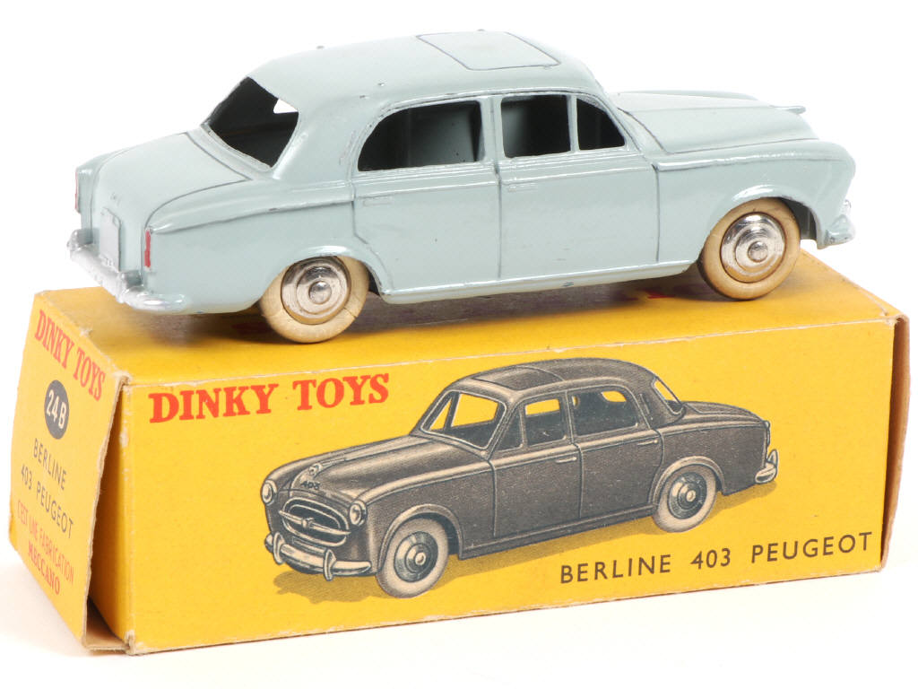 Lot 399 - DINKY TOYS (FRANCE) (1)