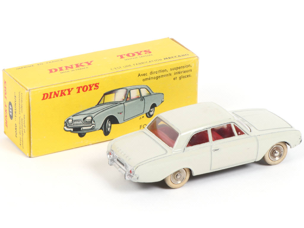 Lot 409 - DINKY TOYS (FRANCE) (1)