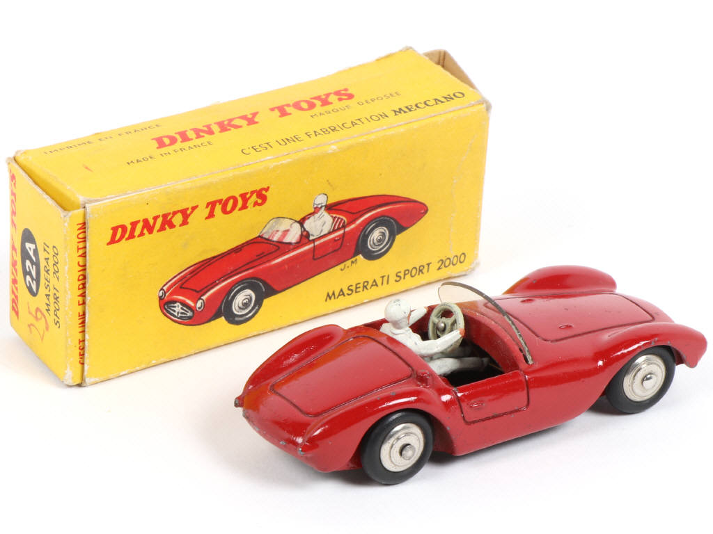 Lot 398 - DINKY TOYS (FRANCE) (1)