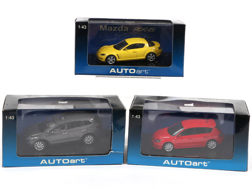 Lot 211 - AUTOART (ALLEMAGNE) (3)