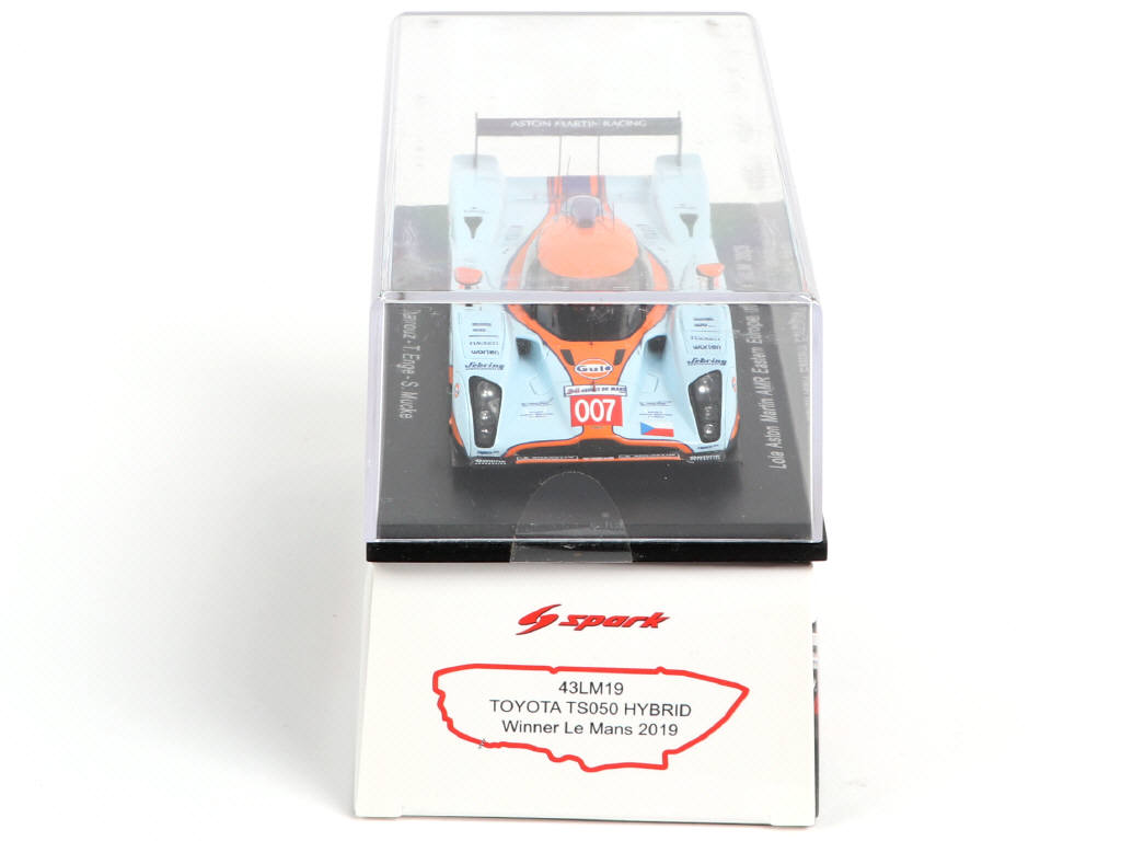 Lot 251 - SPARK (MACAU) (2)