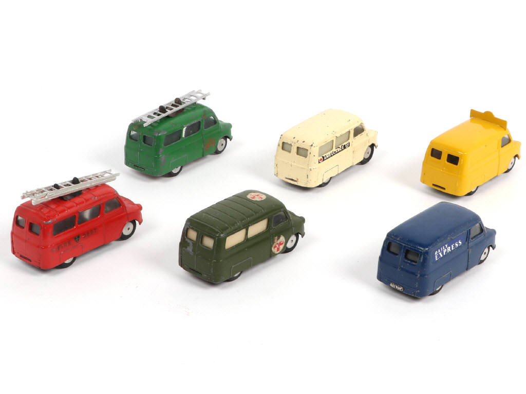 Lot 282 - CORGI TOYS (GB) (6)