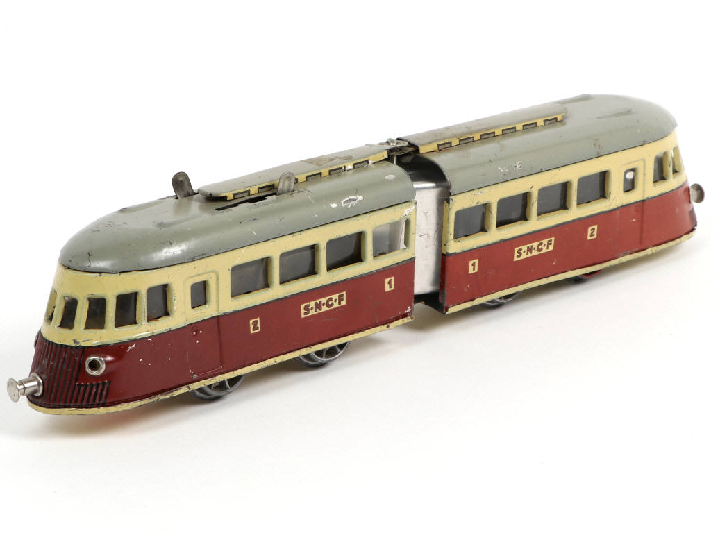 Lot 100 - JOUSTRA (FRANCE) (1)