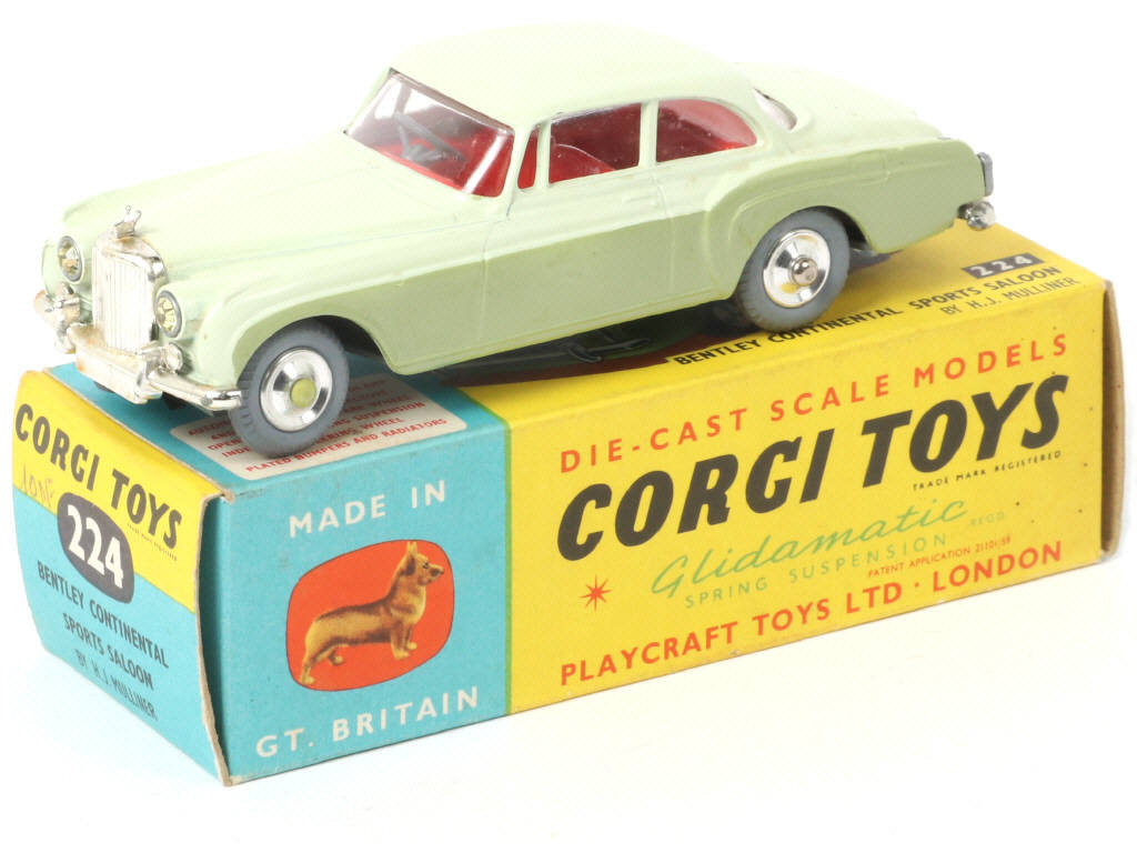 Lot 179 - CORGI TOYS (GB) (1)