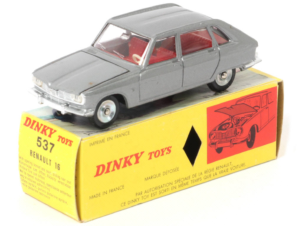 Lot 381 - DINKY TOYS (FRANCE) (1)