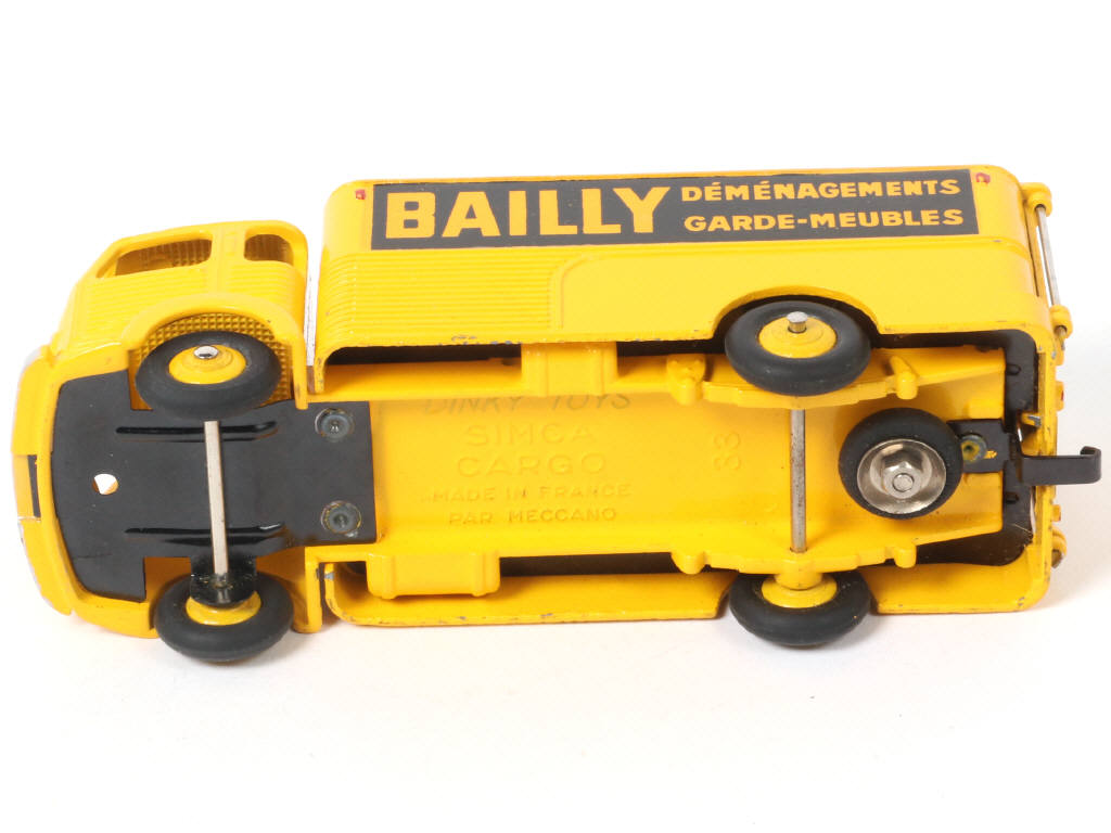 Lot 490 - DINKY TOYS (FRANCE) (1)