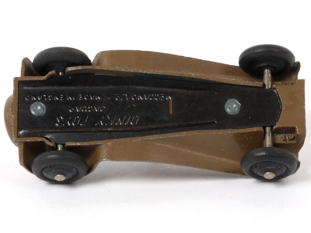 Lot 529 - DINKY TOYS (GB) (1)