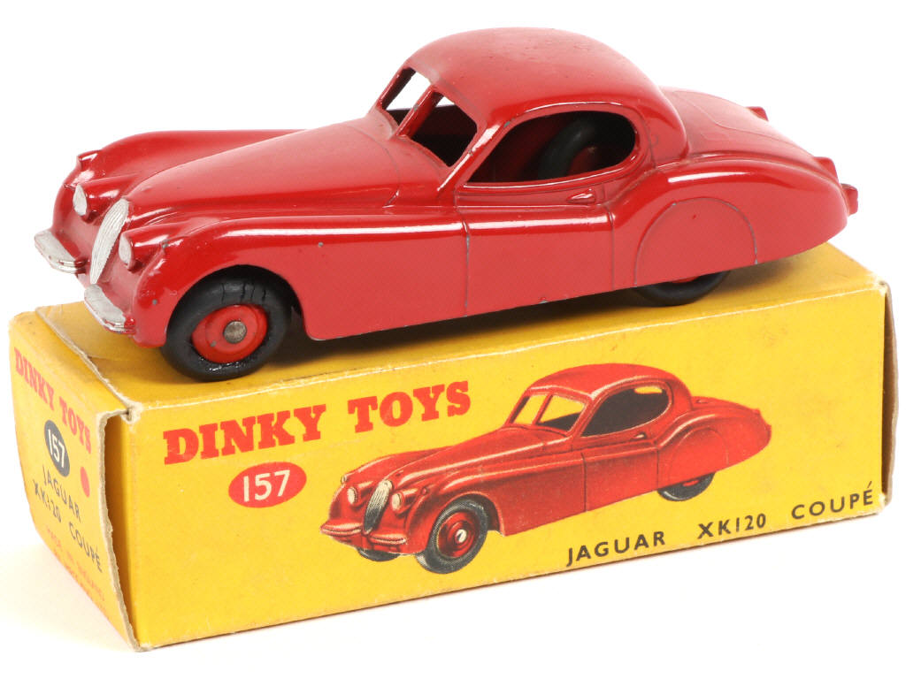 Lot 550 - DINKY TOYS (GB) (1)