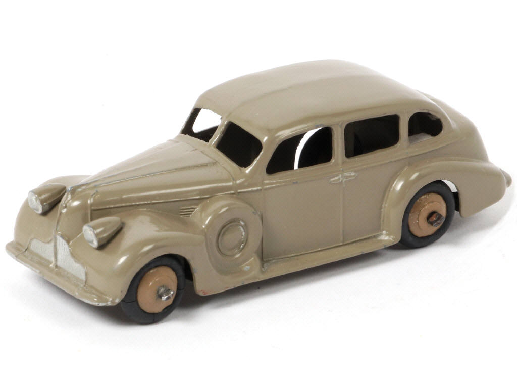 Lot 533 - DINKY TOYS (GB) (1)