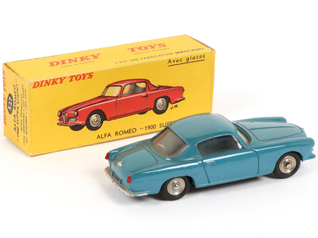Lot 424 - DINKY TOYS (FRANCE) (1)
