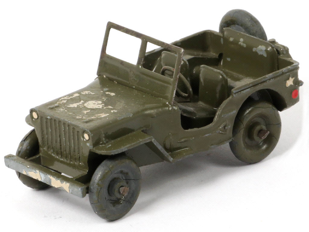 Lot 311 - DINKY TOYS (FRANCE) (1)
