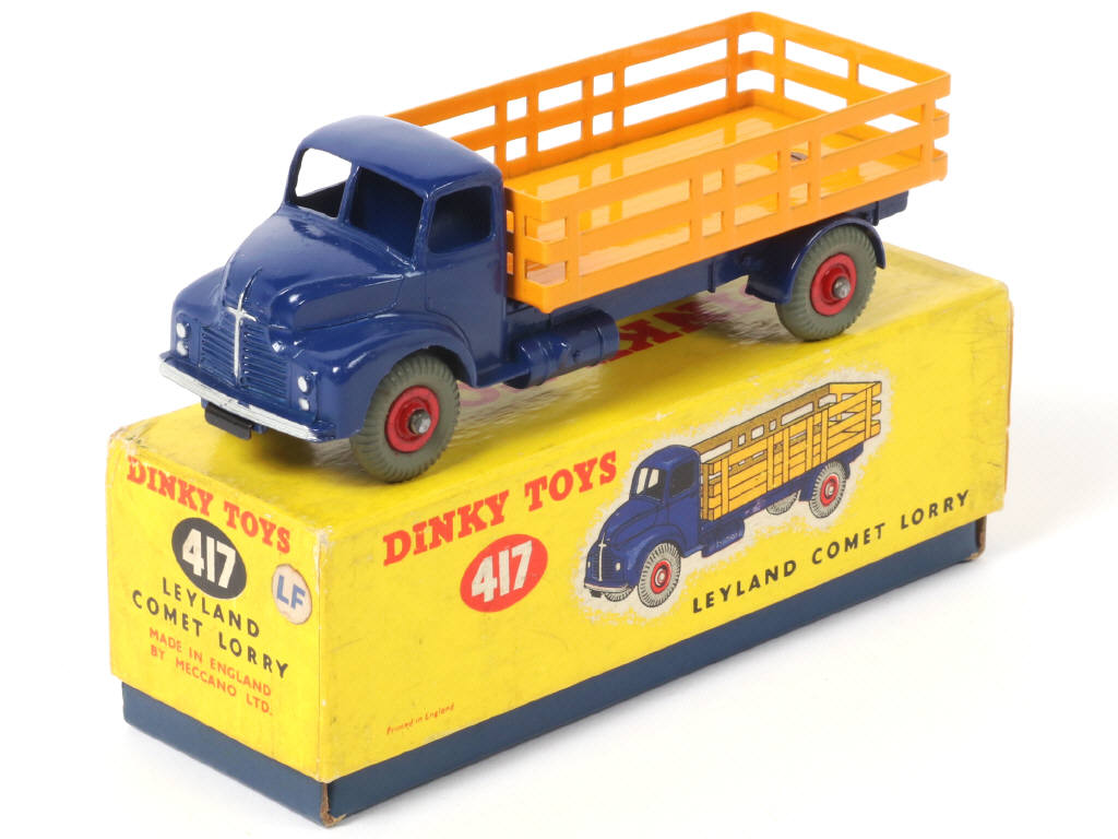 Lot 584 - DINKY TOYS (GB) (1)