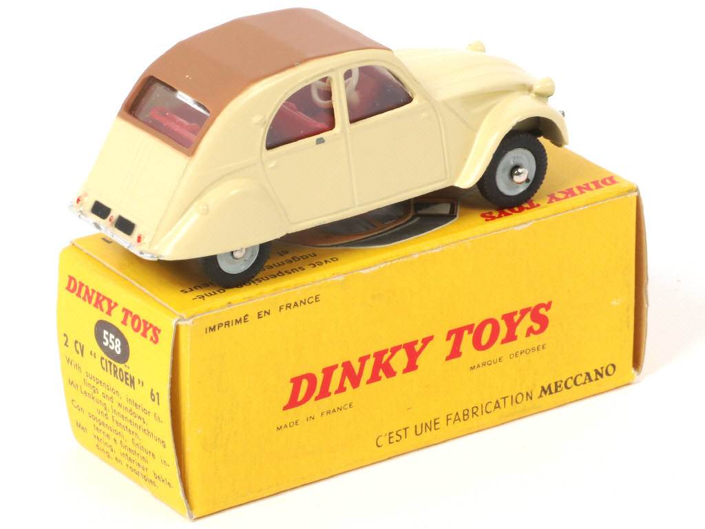 Lot 410 - DINKY TOYS (FRANCE) (1)