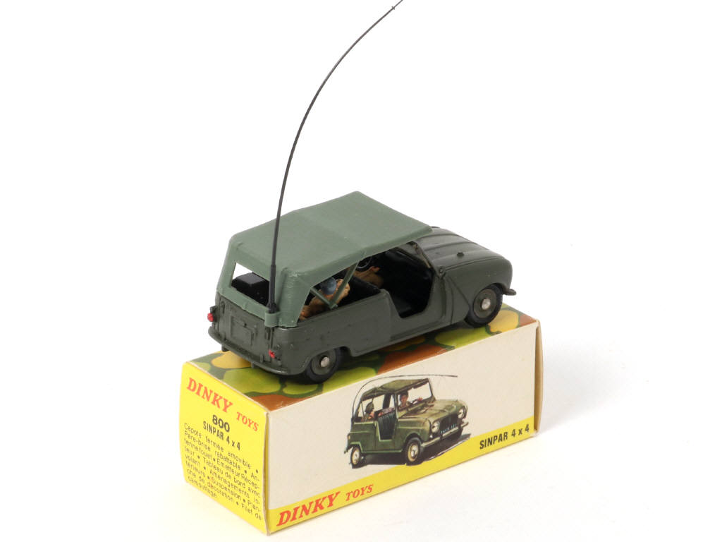 Lot 499 - DINKY TOYS (FRANCE) (1)