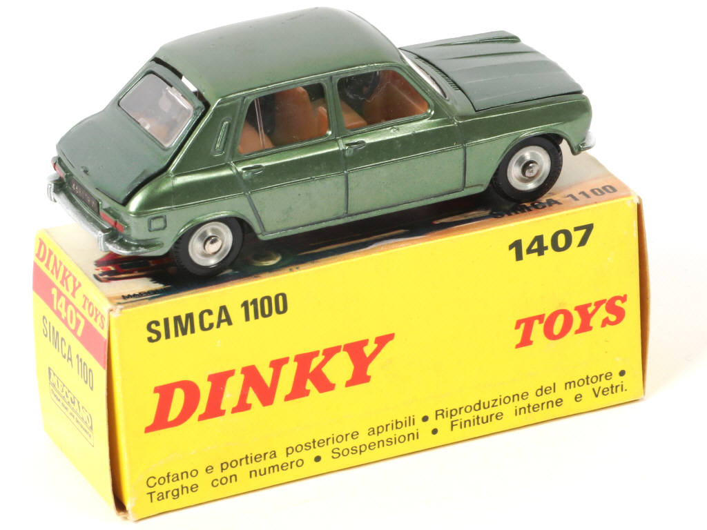 Lot 453 - DINKY TOYS (FRANCE) (1)