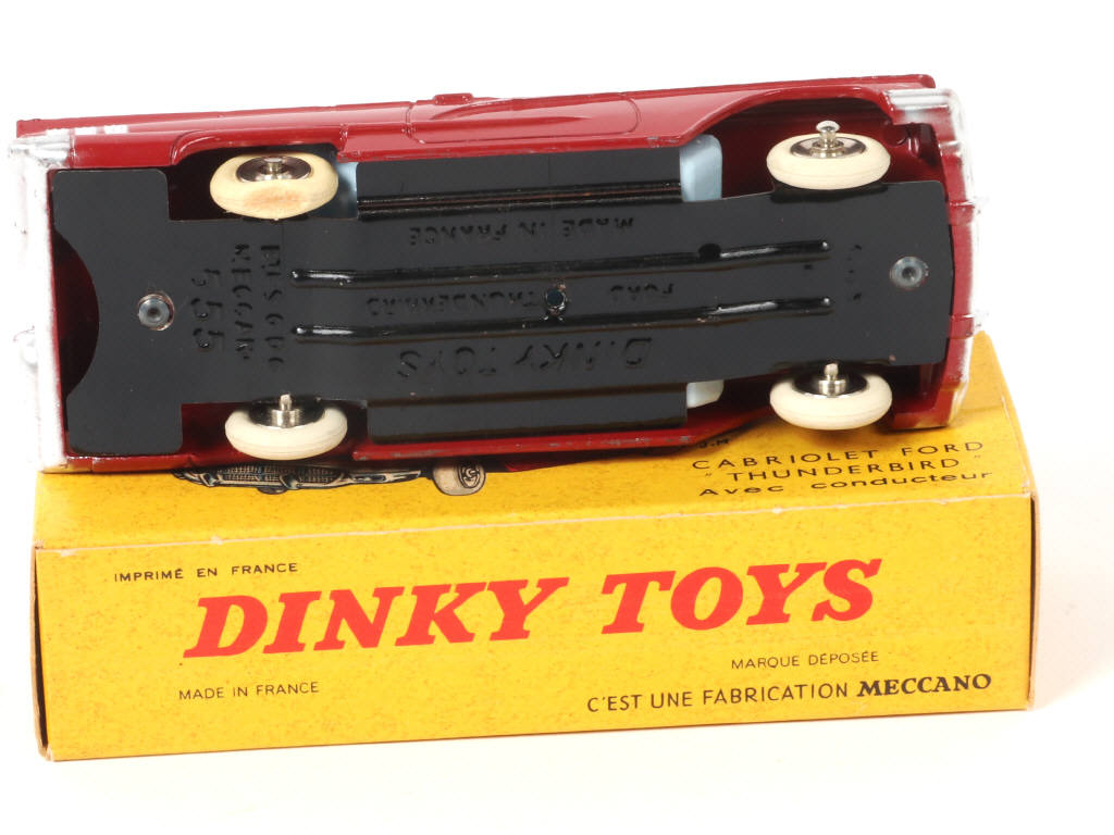 Lot 342 - DINKY TOYS (FRANCE) (1)