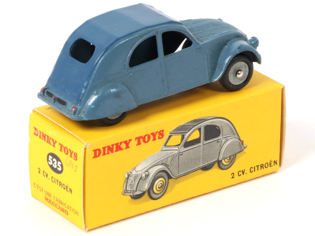 Lot 414 - DINKY TOYS (FRANCE) (1)