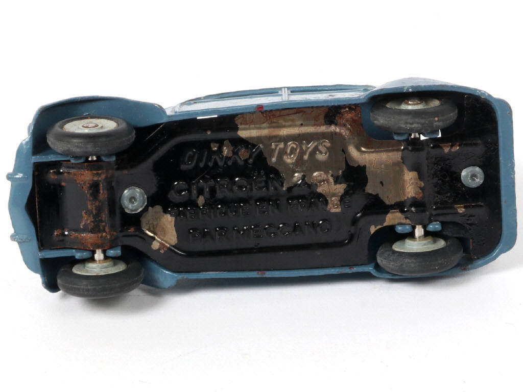 Lot 414 - DINKY TOYS (FRANCE) (1)