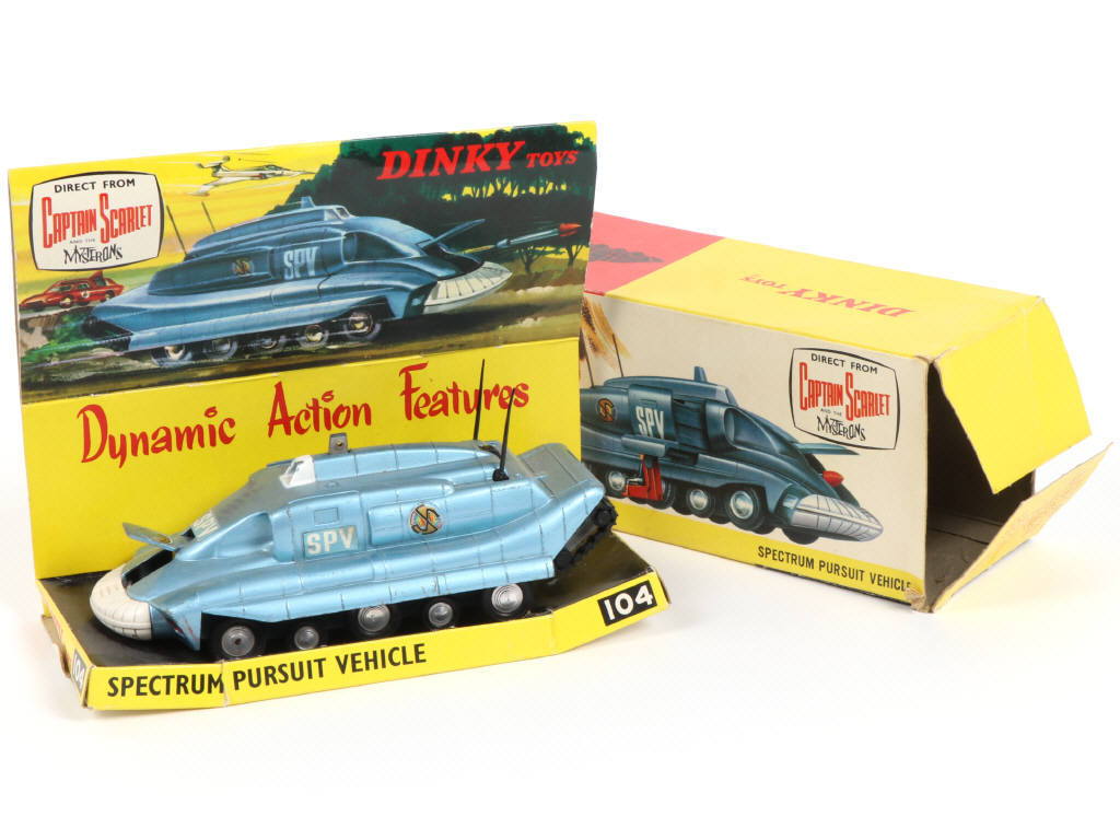 Lot 580 - DINKY TOYS (GB) (1)