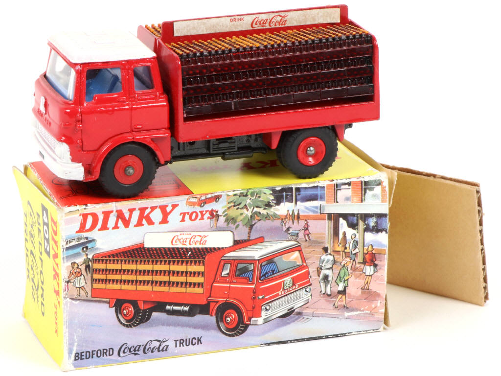Lot 596 - DINKY TOYS (GB) (1)