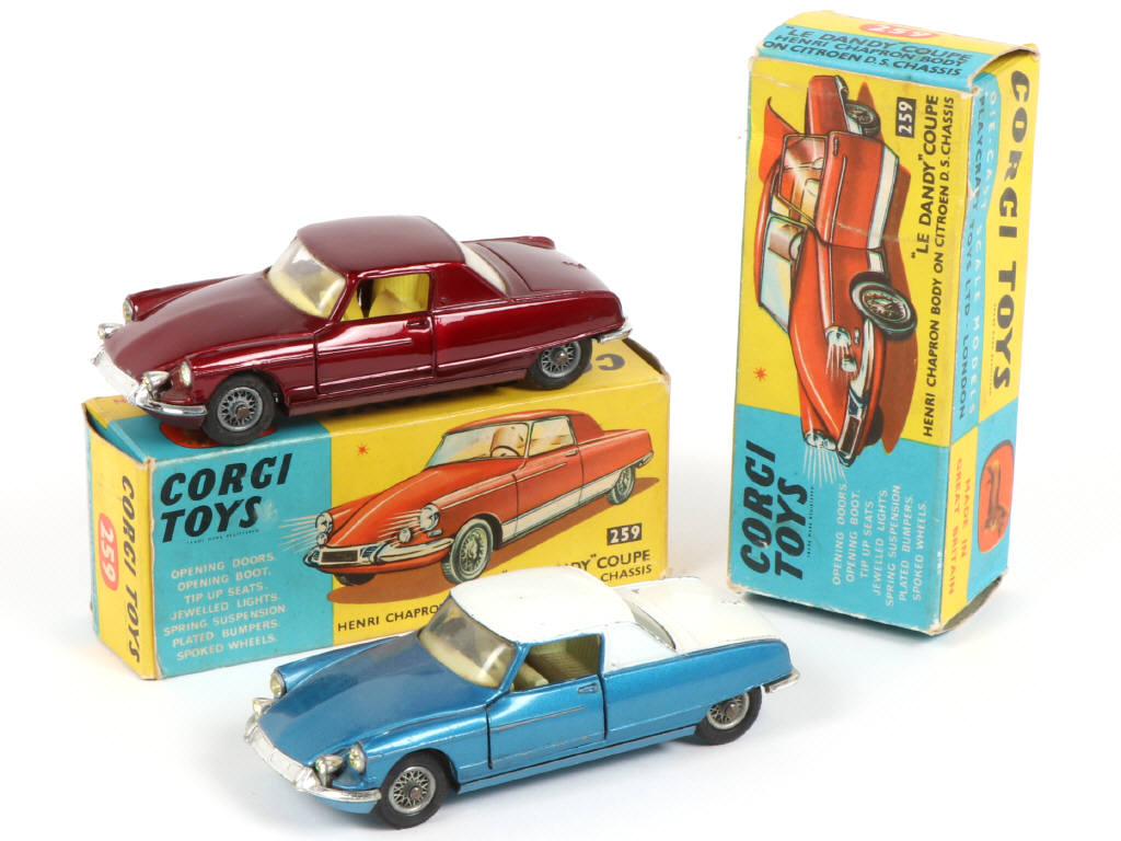 Lot 198 - CORGI TOYS (GB) (2)