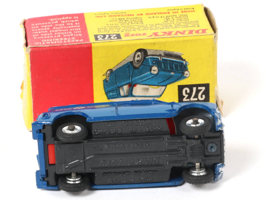 Lot 568 - DINKY TOYS (GB) (1)