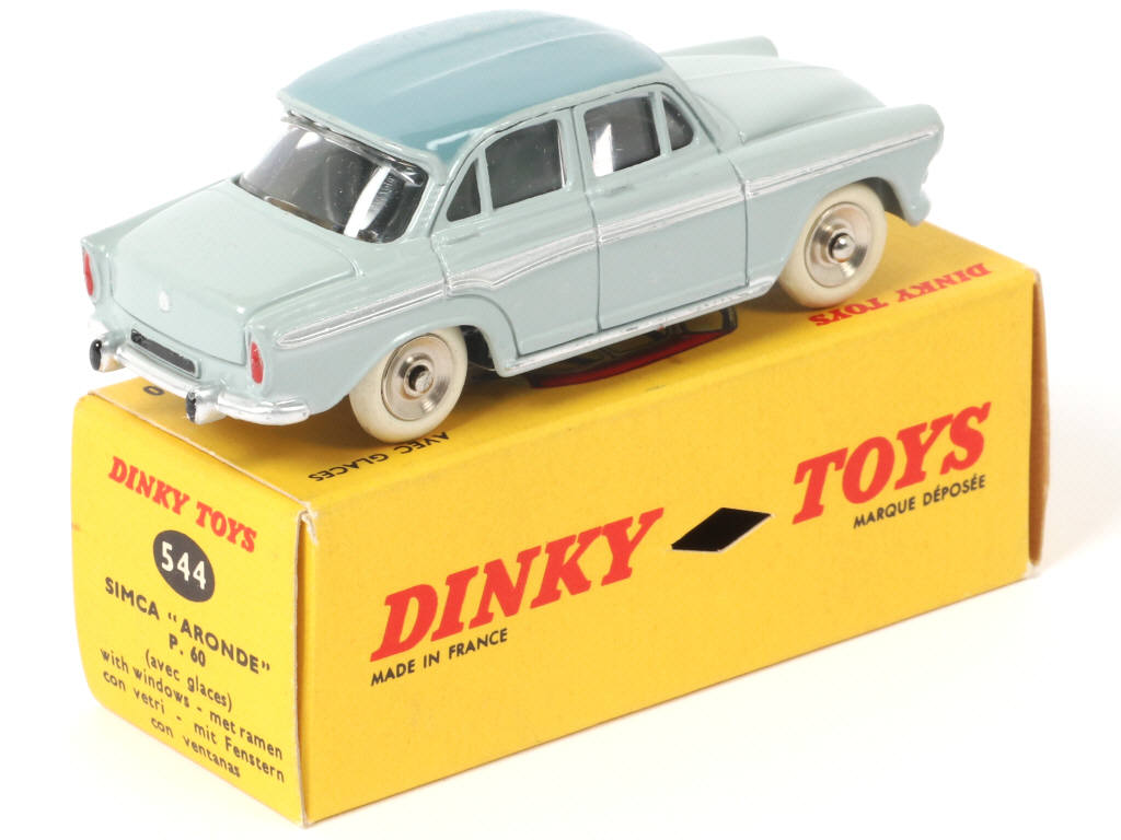 Lot 386 - DINKY TOYS (FRANCE) (1)